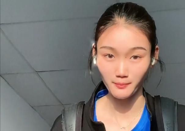 袖珍女裸体下部欣赏